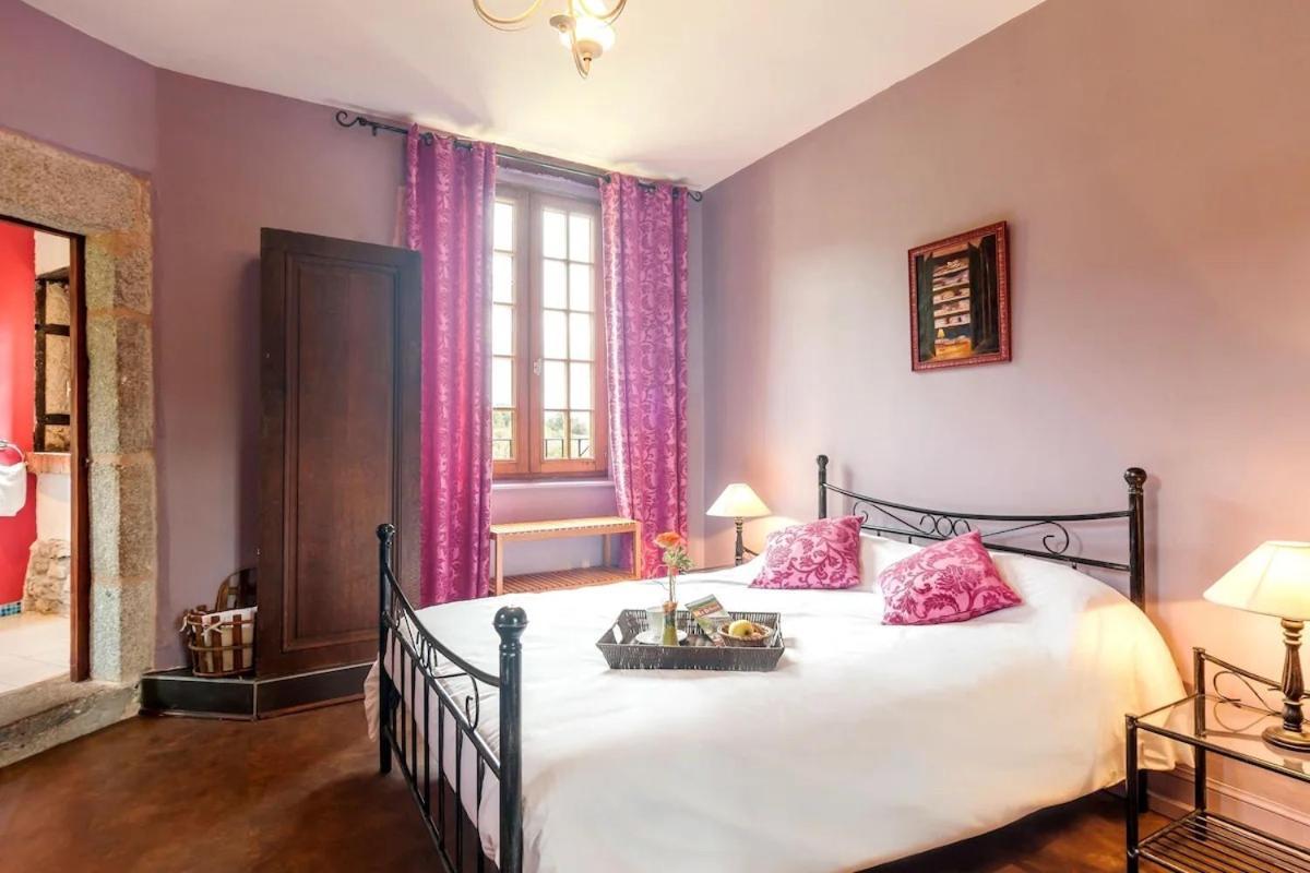 Domaine Le Prieure Otel Chaumont-le-Bourg Oda fotoğraf