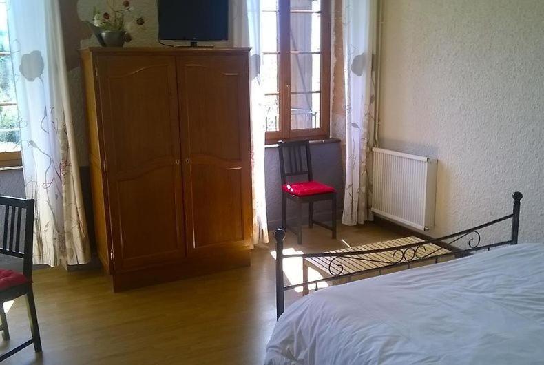 Domaine Le Prieure Otel Chaumont-le-Bourg Oda fotoğraf